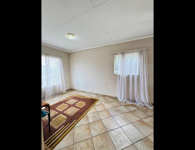 3 BEDROOM FREESTANDING FOR SALE IN BEN FLEUR